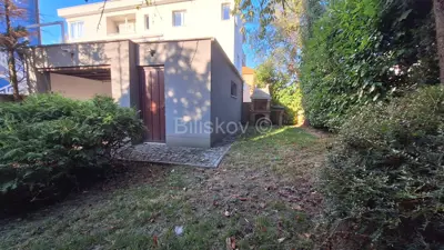 Šalata, četverosobni stan 155 m², na prvom katu urbane vile - 20