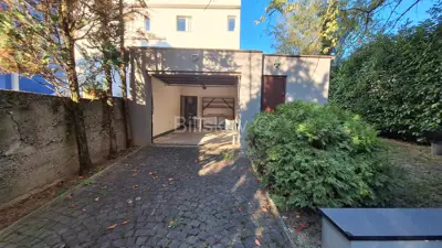 Šalata, četverosobni stan 155 m², na prvom katu urbane vile - 19