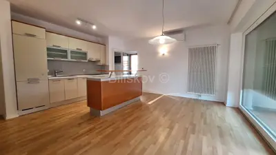 Šalata, četverosobni stan 155 m², na prvom katu urbane vile - 3