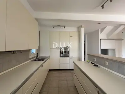 Villa 250 m², Matulji - pool and panoramic views - 16