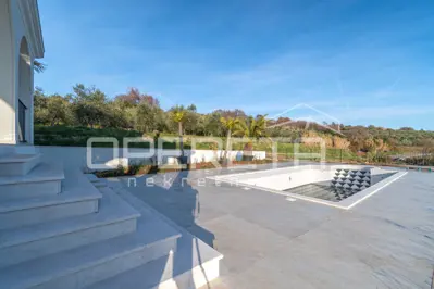 Aussergewoehnliche freistehende Villa mit Panoramablick auf das Meer und Weinberge - 10