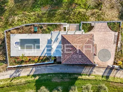 Aussergewoehnliche freistehende Villa mit Panoramablick auf das Meer und Weinberge - 21