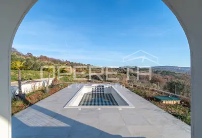 Aussergewoehnliche freistehende Villa mit Panoramablick auf das Meer und Weinberge - 18