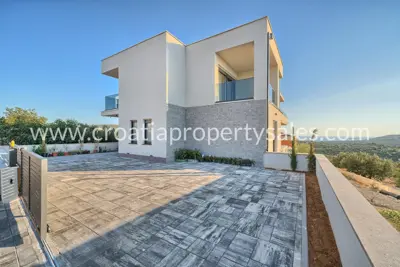 Villa 227 m², Primošten - Panoramablick auf das Meer - 11