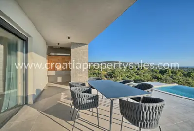 Villa 227 m², Primošten - Panoramablick auf das Meer - 3