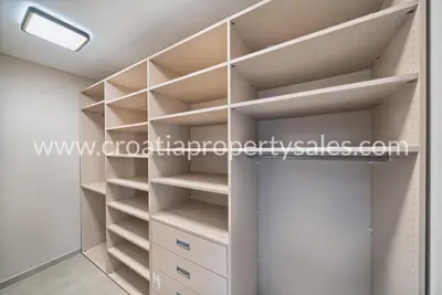Villa 227 m², Primošten - Panoramablick auf das Meer - 8