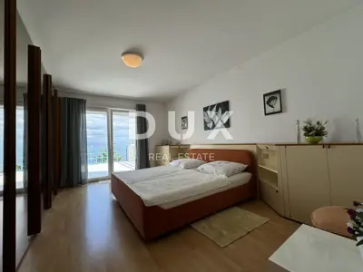 Villa 700 m², Ičići - Panoramablick auf das Meer - 20