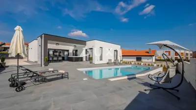 Haus 120 m², Žminj - modern mit Pool - 16