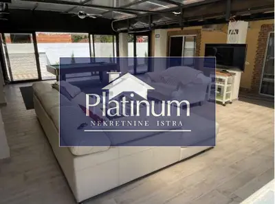 Kuća 460 m², Pomer - luksuzna, 5 stambenih jedinica - 8