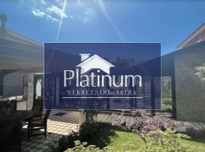 Kuća 460 m², Pomer - luksuzna, 5 stambenih jedinica