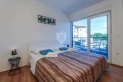Pula, moderna gradska vila s bazenom - 15