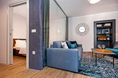 Stan 36 m², Rovinj - starogradska jezgra, adaptiran i namješten - 7