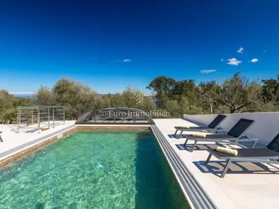 Luksuzna vila s bazenom - okolica Labina - 6