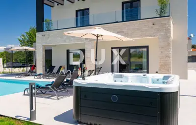 Haus 198 m², Labin - Pool und Tennisplatz - 10
