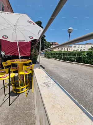 Na prodaju – poslovni prostor u strogom centru pule (tržnica)