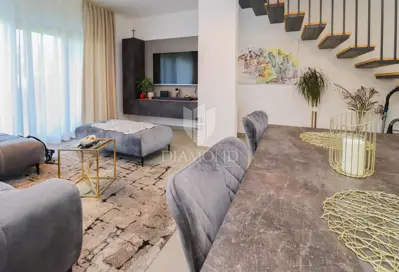 Haus zum Kauf in Novigrad, 125 m²