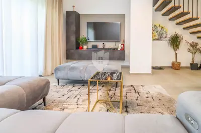 Haus zum Kauf in Novigrad, 125 m² - 2