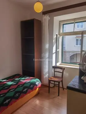 Kuća u Novalji, centar i odvojeni apartman - 11