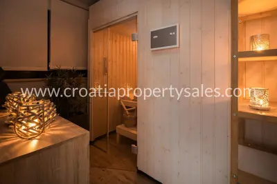 Vila 350 m², Pag - drugi red do mora i panoramski pogled - 7