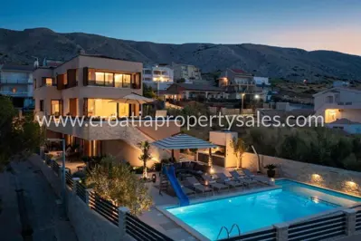 Vila 350 m², Pag - drugi red do mora i panoramski pogled - 15