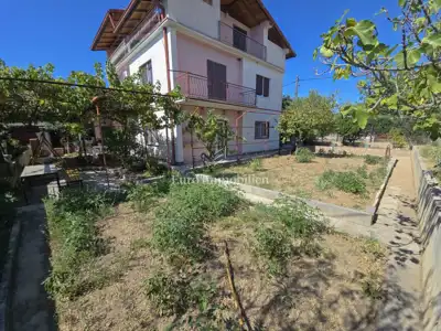 Biograd na Moru, okolica - kuća sa 3 stambene jedinice - 4