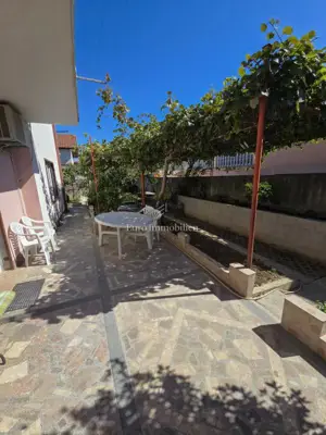 Biograd na Moru, okolica - kuća sa 3 stambene jedinice - 11