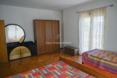 Biograd na Moru, okolica - kuća sa 3 stambene jedinice - 19