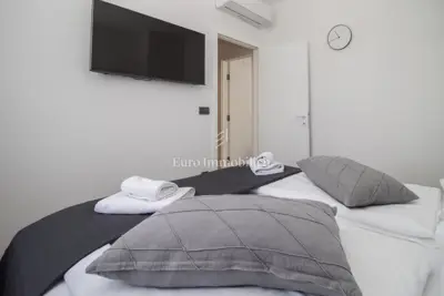 Haus 90 m², Mugeba bei Poreč, beheizter Pool - 19