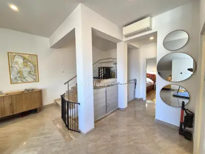 Apartment 78 m², Njivice - panoramic sea view - 12