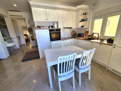 Apartment 78 m², Njivice - panoramic sea view - 10