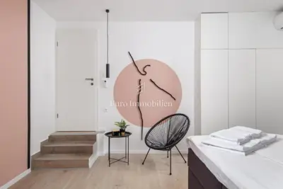 Apartment 83 m², Opatija - Centar, fully renovated and furnished - 7
