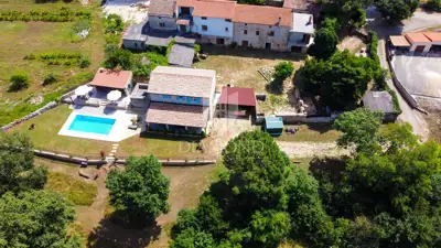 Poreč, okolica, autohtona istarska vila sa prostranim imanjem! - 4