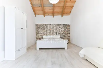 Vila 194 m², Gornje Raštane kod Zadra, bazen i ograđeno dvorište - 10