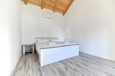 Vila 194 m², Gornje Raštane kod Zadra, bazen i ograđeno dvorište - 9