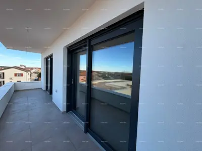 Prodaja stana u novogradnji s pogledom na more, Umag, - 12