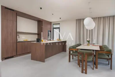 Kuća 285 m², Otok Čiovo - bazen i pogled na more - 10