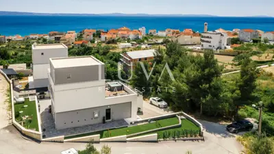 Luksuzna kuća s bazenom blizu mora u Podstrani - 4