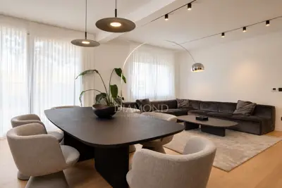 Apartment 151 m², Srebrnjak - 3 rooms, 2 bathrooms