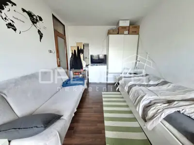 Einzimmerwohnung, Ferenščica, Nordausrichtung und Loggia - 2