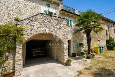 Svetvinčenat, dvije autohtone kamene kuće s bazenom! - 21