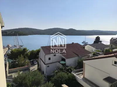 Apartman 59 m², Tisno - pogled na more i balkon - 4