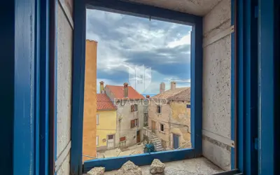 Stone house in Labin, old town center and sea view - 7