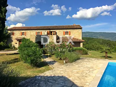 House 300 m², Labin - pool and summer kitchen - 4