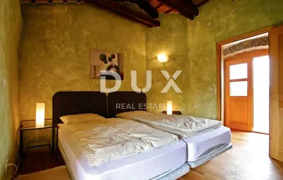 House 300 m², Labin - pool and summer kitchen - 21