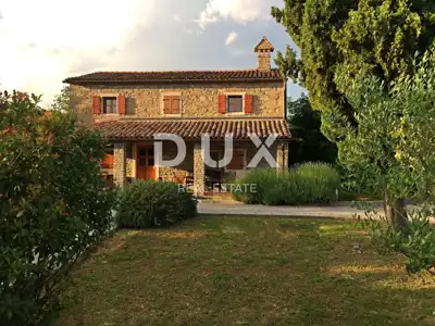 House 300 m², Labin - pool and summer kitchen - 10