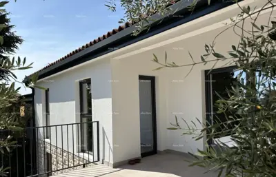 House 370 m², Zambratija - peace and proximity to the sea - 11