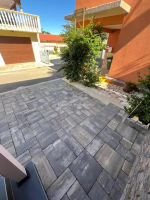 Kuća na Viru, 72 m od mora i pogled na more - 11