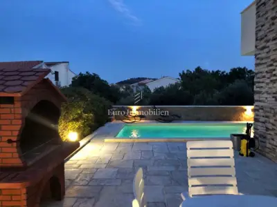 Murter, Wohnung im Erdgeschoss mit Pool in Meeresnähe - 8