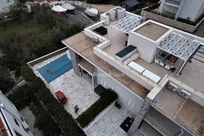 Murter, Wohnung im Erdgeschoss mit Pool in Meeresnähe - 13