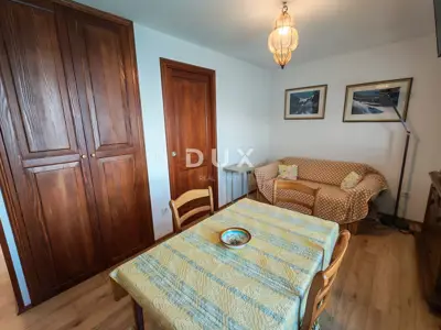 Apartment 35 m², Rovinj - first row to the sea, sea view - 5